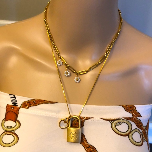 Repurposed Aunthentic Louis Vuitton padlock with New Stainless steel necklace. - Picture 6 of 6